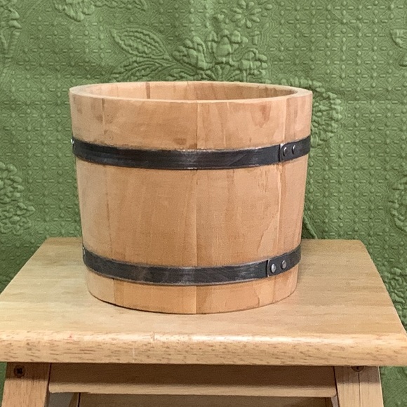 Solid Wood Bucket - Picture 5 of 5